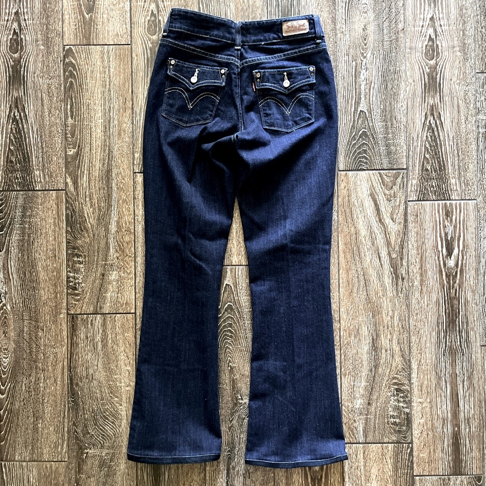 RARE 526 Levi’s slender boot cut jean